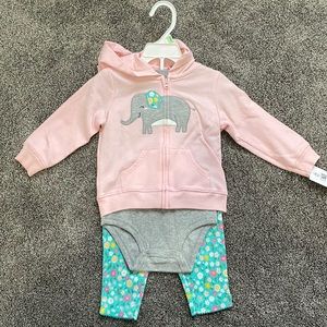 Carter’s baby girl outfit set